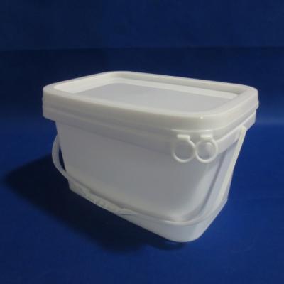 便宜的白色塑料矩形和方形塑料桶